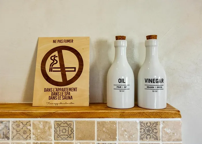 Апартаменты L'alcove - Spa&sauna Prive - Oliveraie D'eurocentre Кастельно-д’Эстретефон